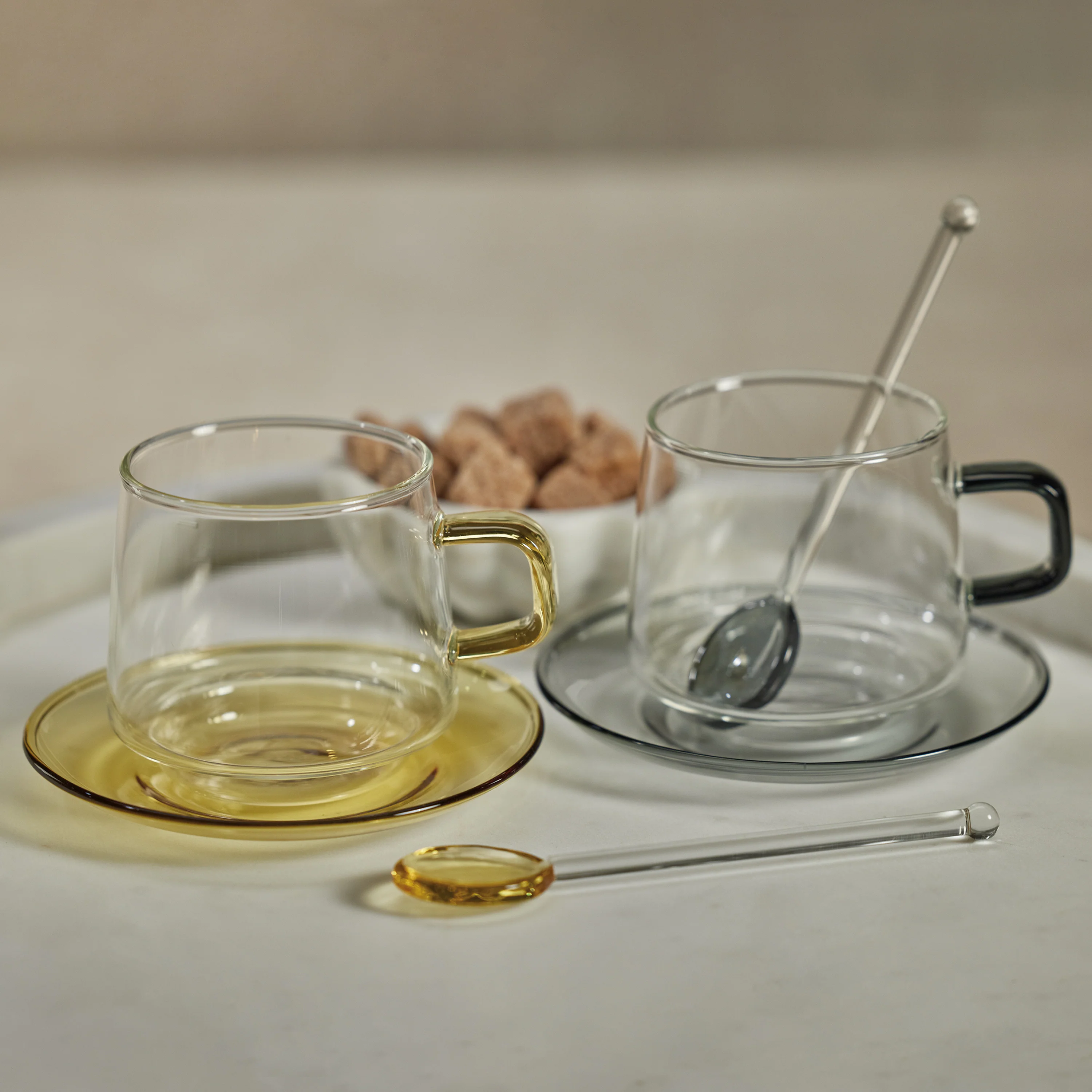 Baglioni Glass Tea and Coffee Cups with Saucers (Set of 4) - Image 3