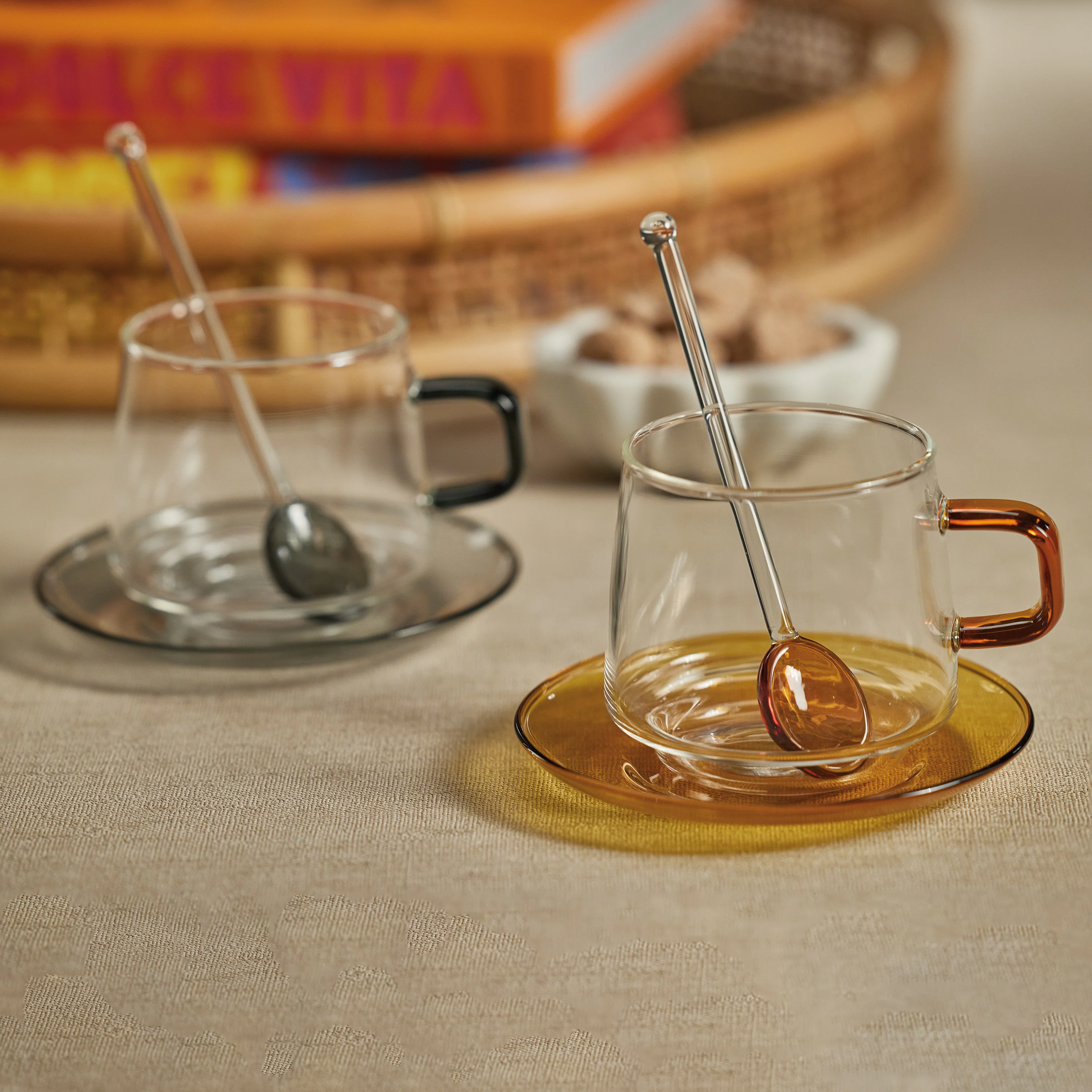 Baglioni Glass Tea and Coffee Cups with Saucers (Set of 4) - Image 5