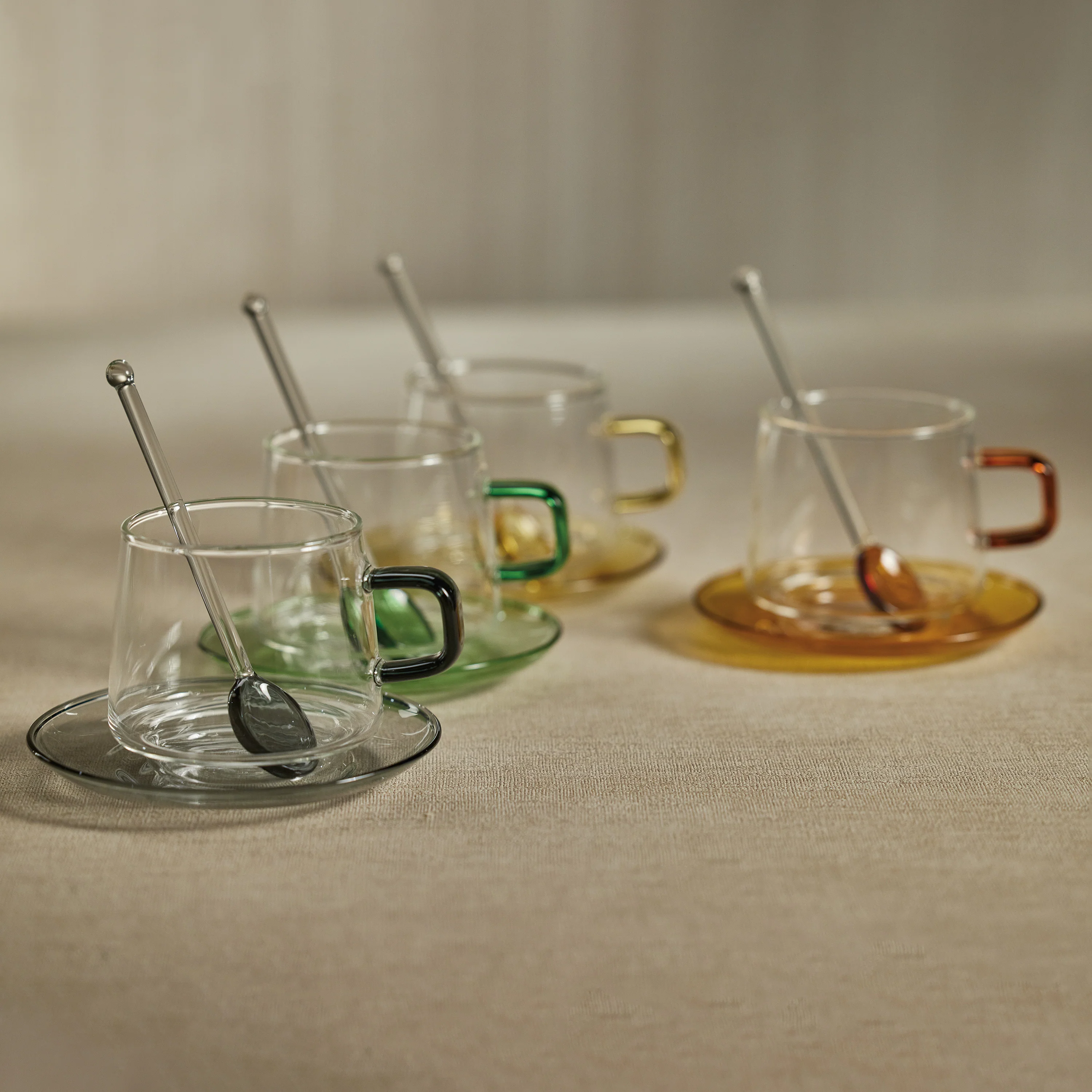 Baglioni Glass Tea and Coffee Cups with Saucers (Set of 4) - Image 5