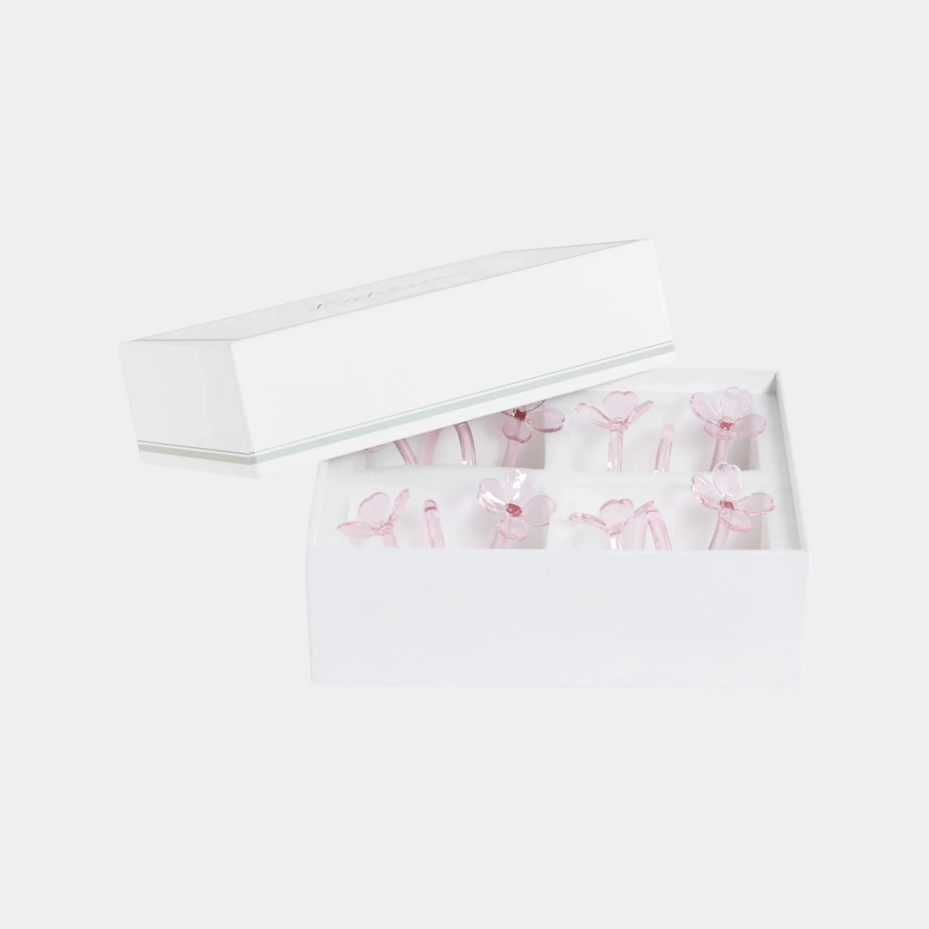Botanica Set of 4 Glass Flower Napkin Rings in Pink - Image 2