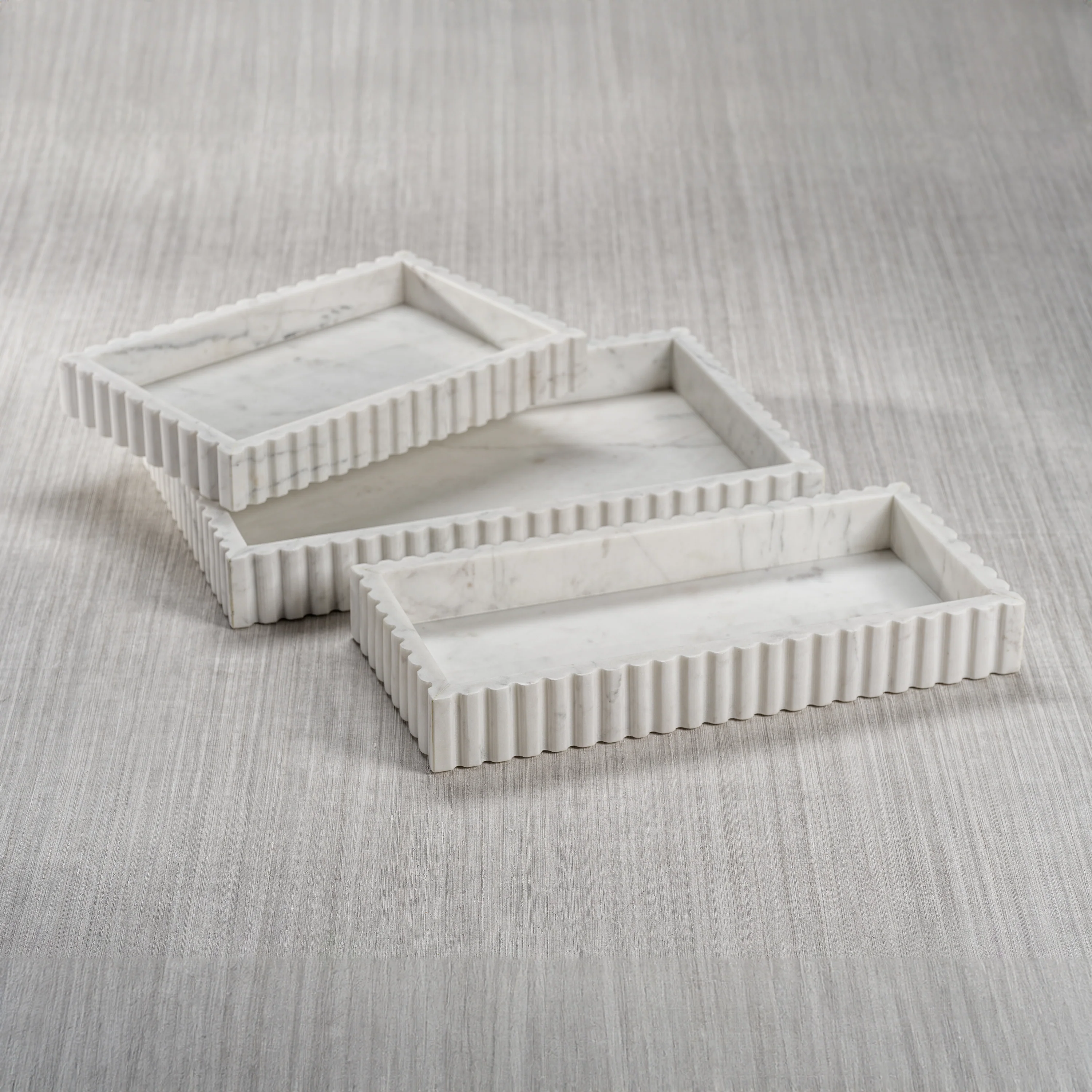 Camogli Scalloped Marble Tray - Image 3