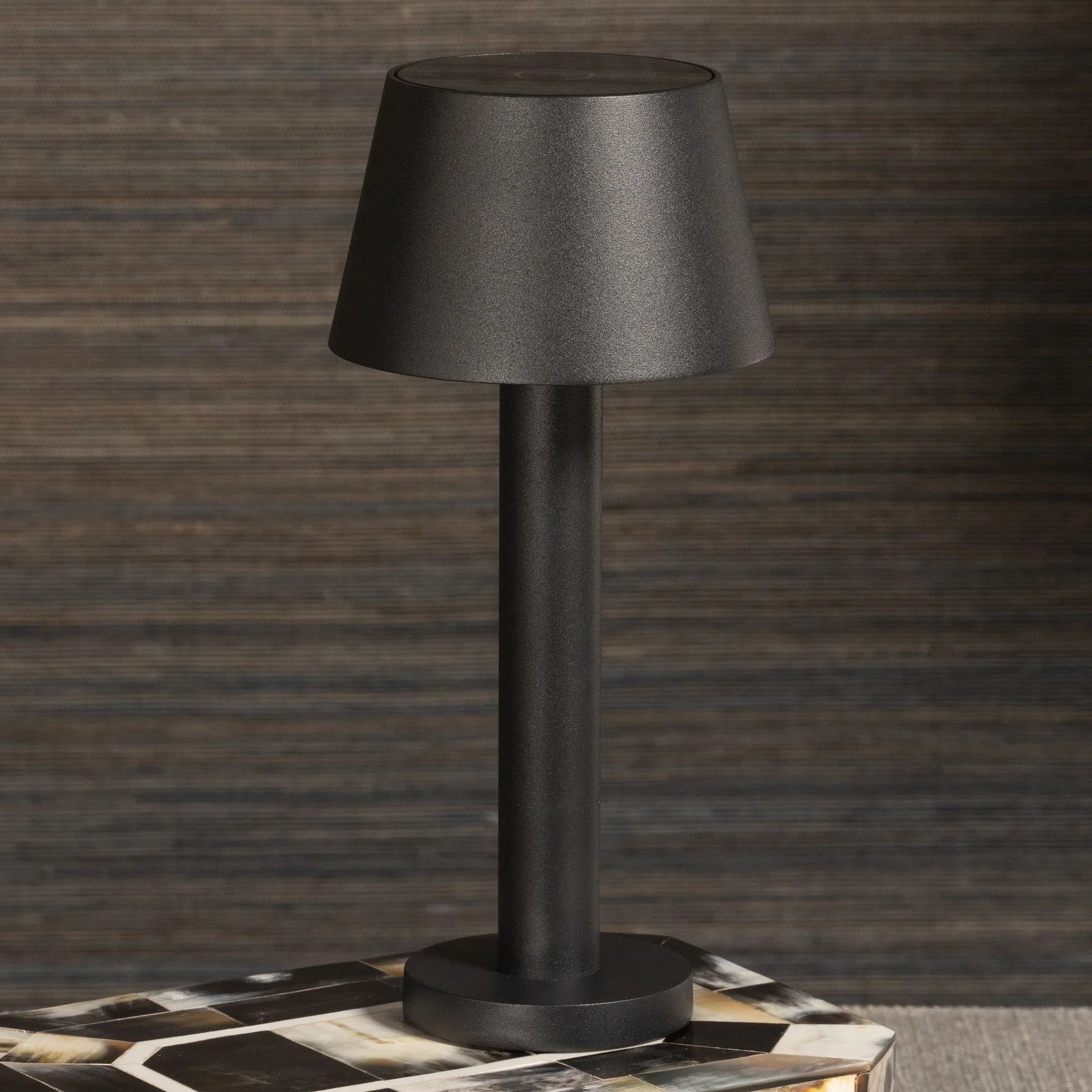 COMO Rechargeable Table Light, Matt Black - Image 9