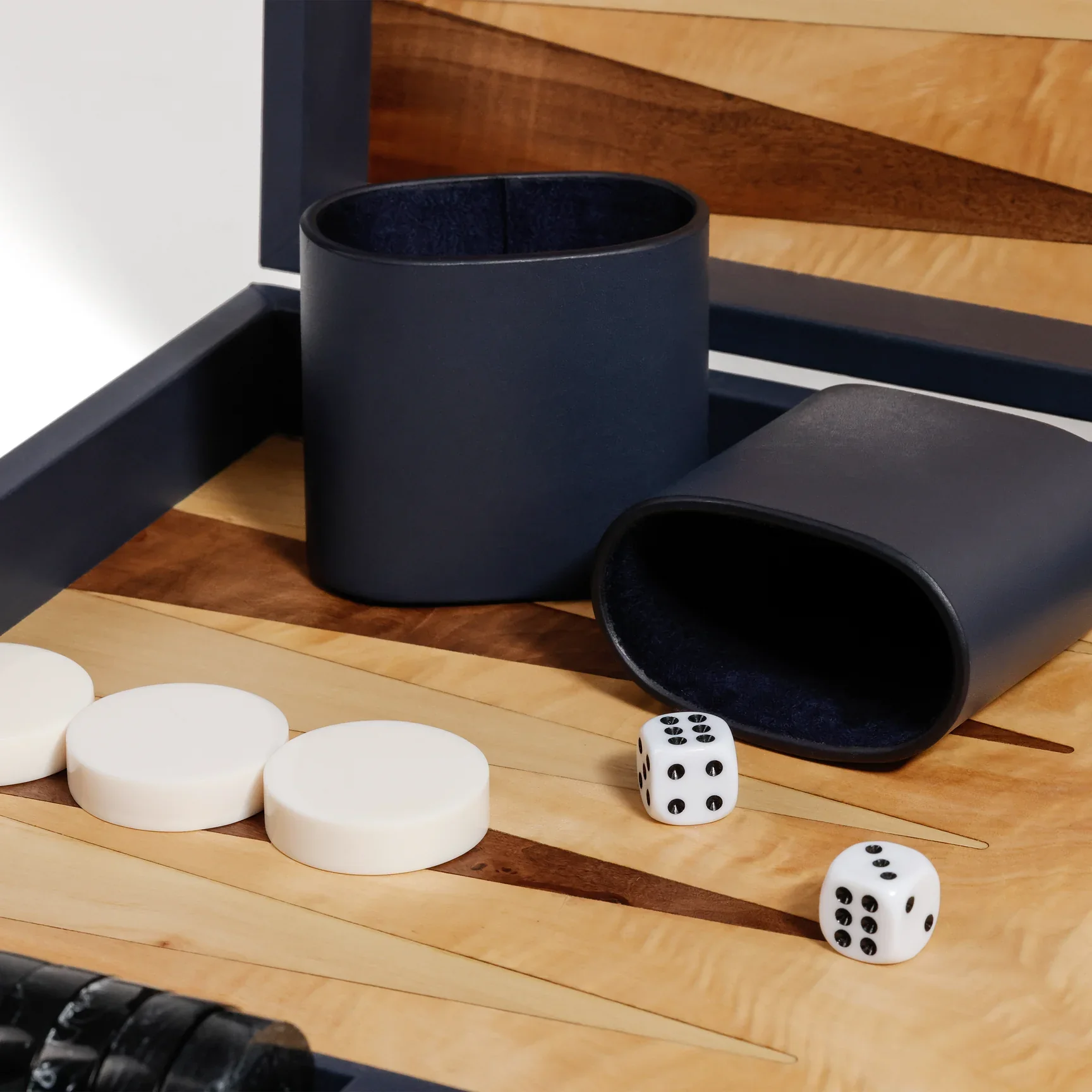 Geneva 19 in Backgammon Set - Marine Blue Leather - Image 10