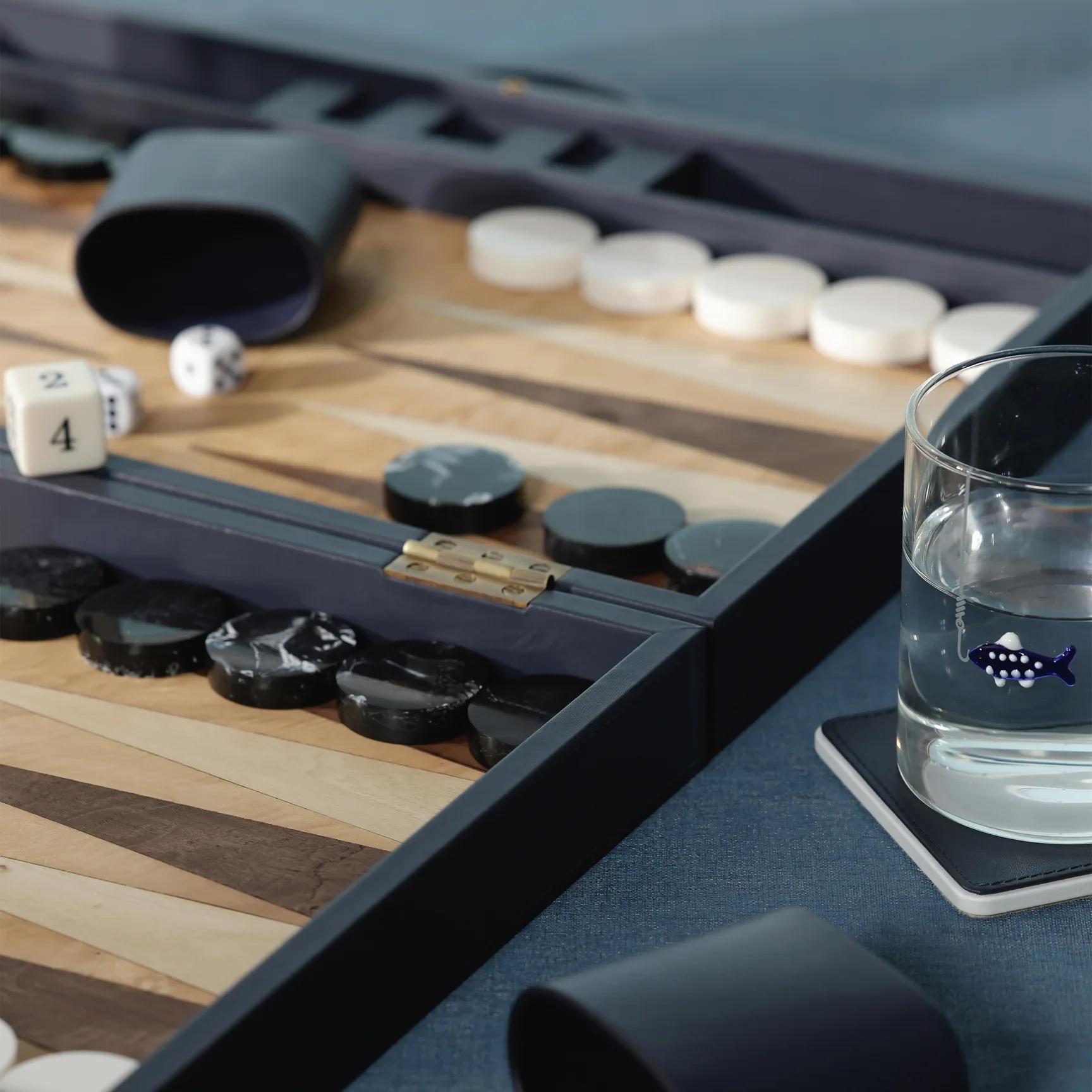 Geneva 19 in Backgammon Set - Marine Blue Leather - Image 8
