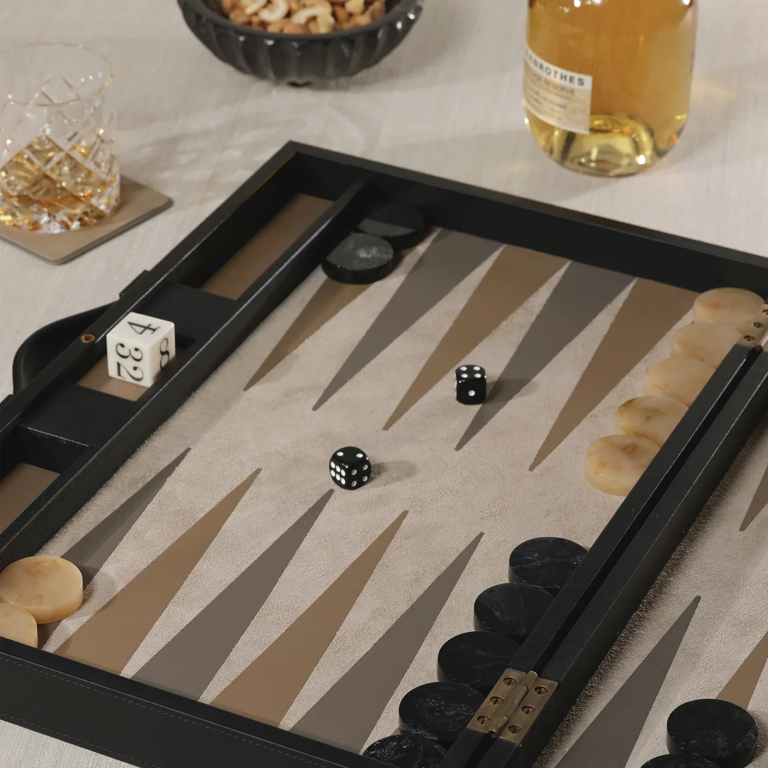 Geneva 19 in Backgammon Set - Midnight Black Leather - Image 7