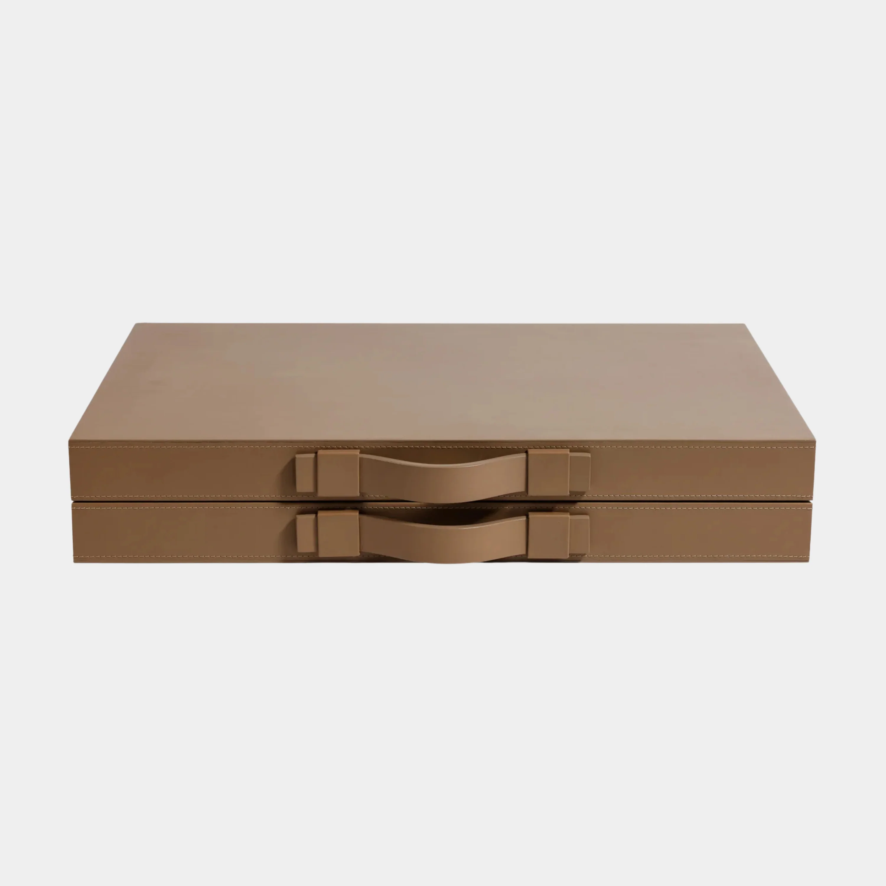Geneva 19 in Backgammon Set - Taupe Leather - Image 13