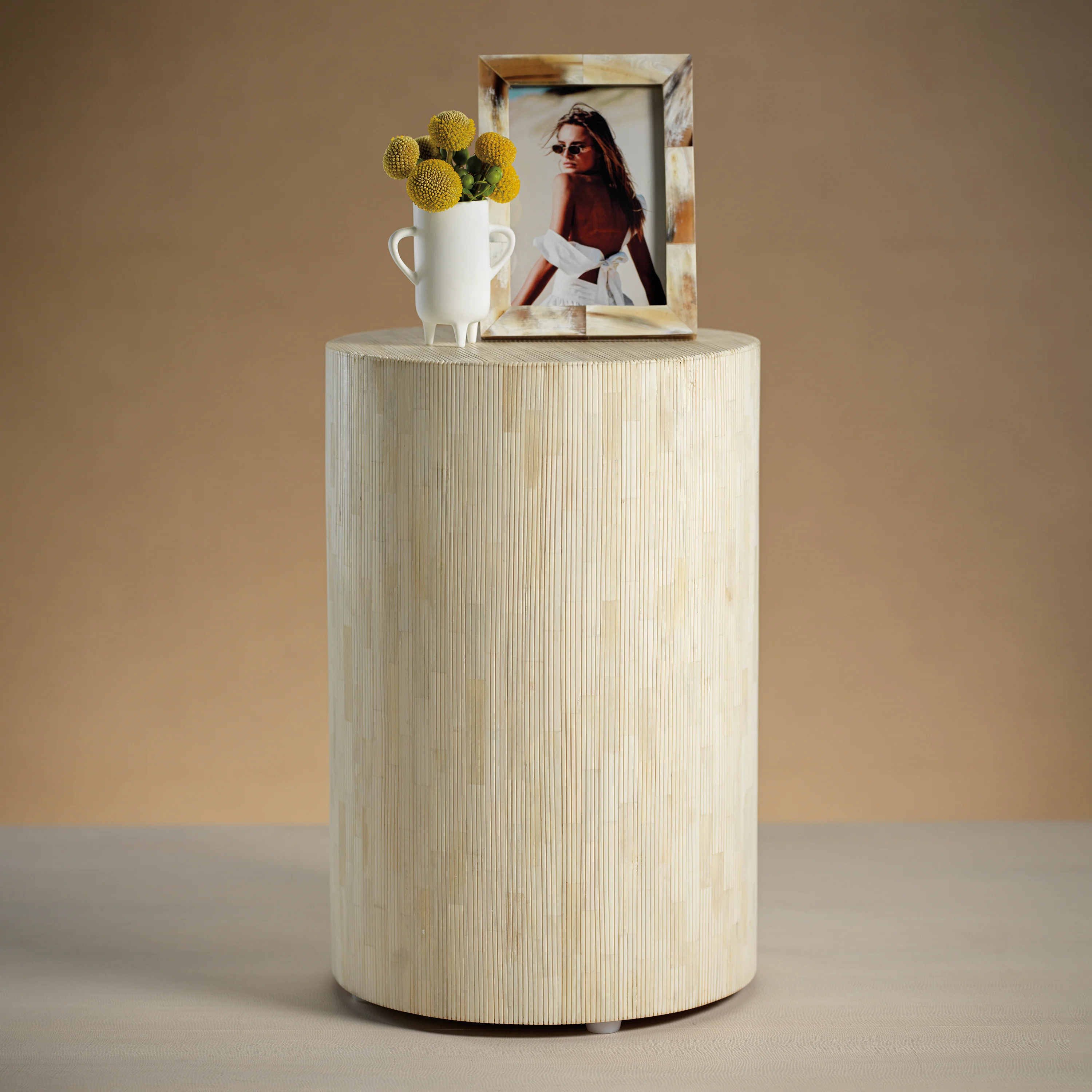 Natural Bone Inlay Pinstripe Round Stool