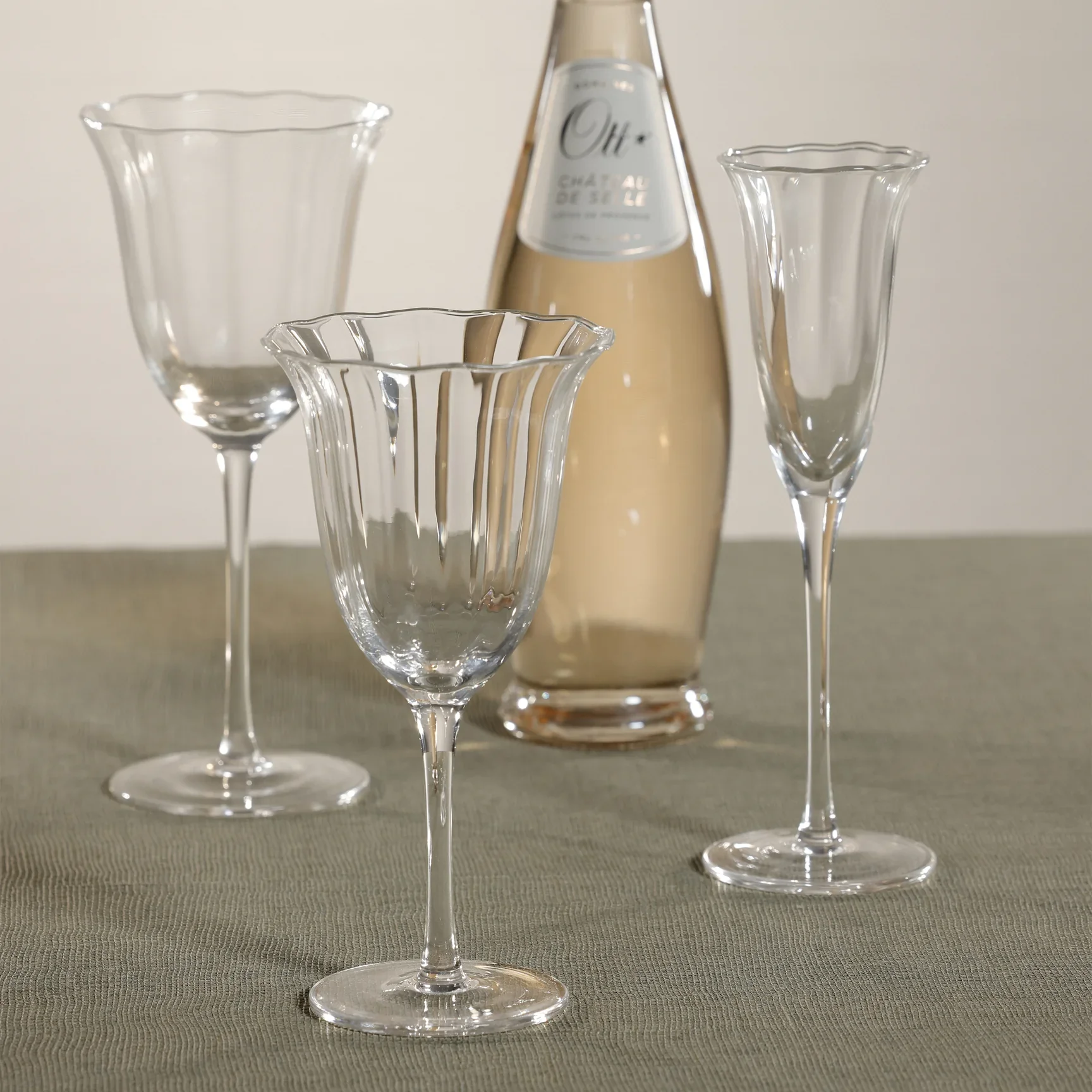 PRE-ORDER Ondine Champagne Glasses (Set of 4)
