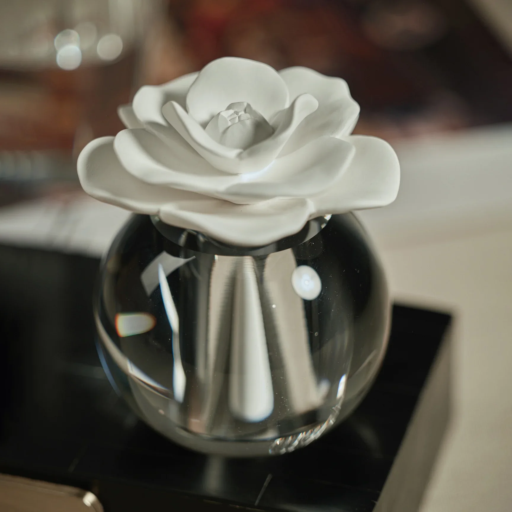Valentina Crystal Ball Diffuser, Bergamot & Pink Pepper - Image 4